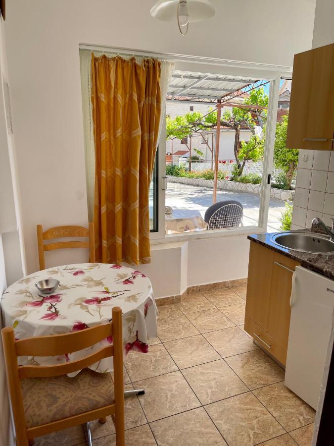 Rooms & Apartments Tepsa - Centre Hvar Town Eksteriør billede
