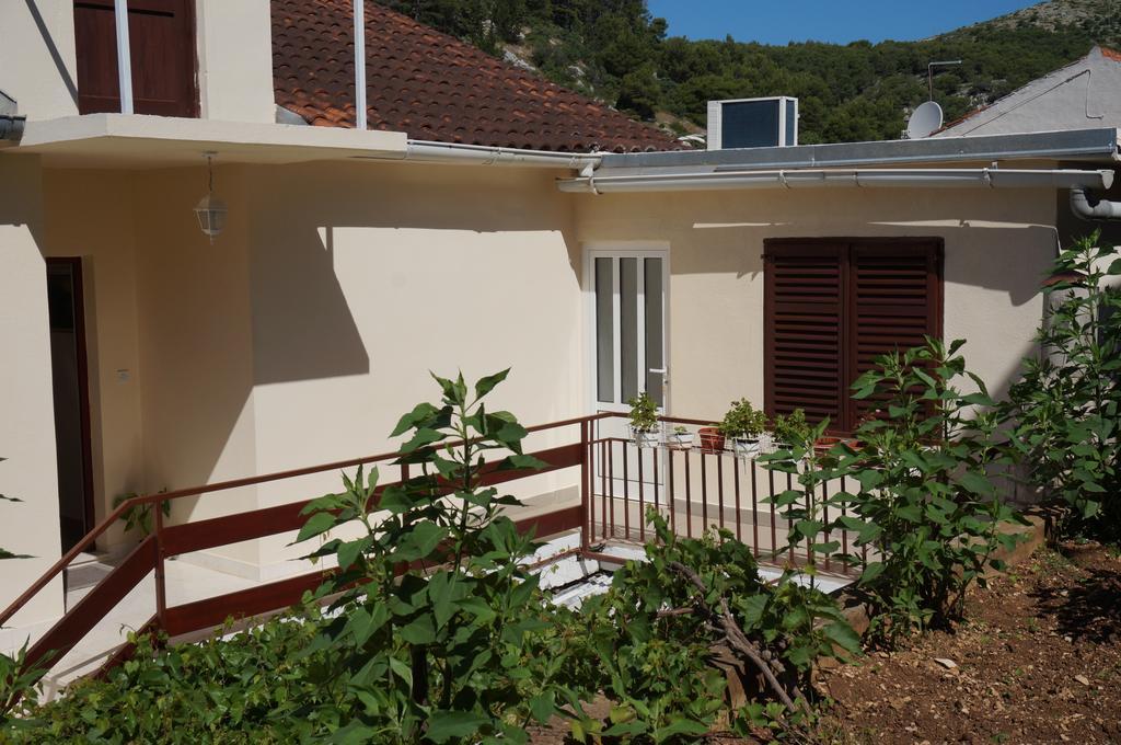 Rooms & Apartments Tepsa - Centre Hvar Town Eksteriør billede