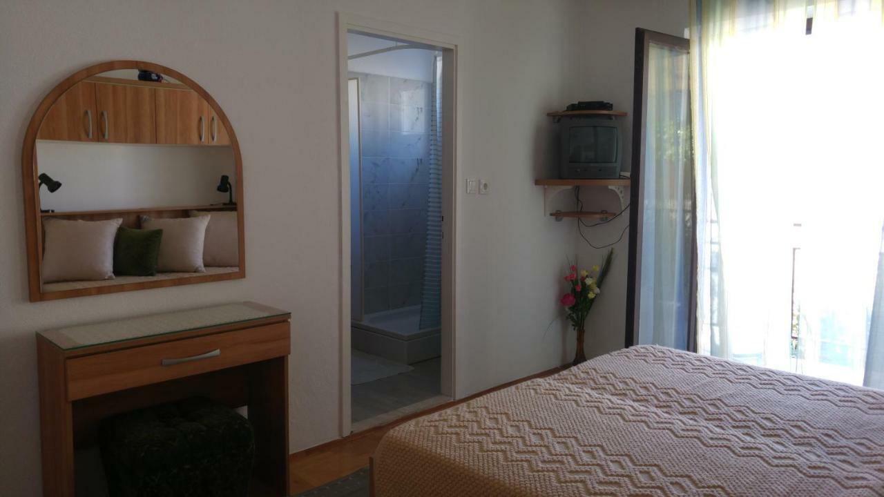 Rooms & Apartments Tepsa - Centre Hvar Town Eksteriør billede